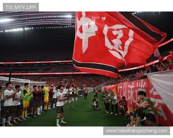 中国足球迎来历史性突破 亚洲杯决赛对阵强敌全力争冠