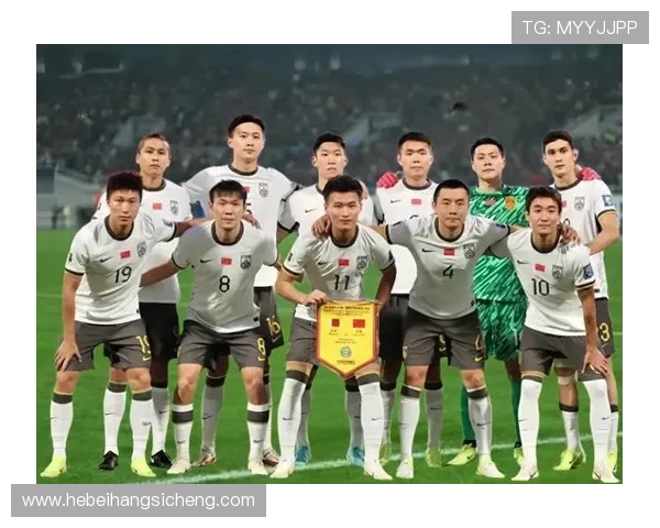 中国足球队备战世预赛 迎战强敌力争小组出线