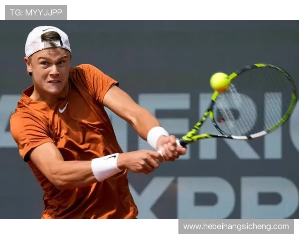 网球大师赛新星崛起 23岁选手横扫世界前十震撼全场