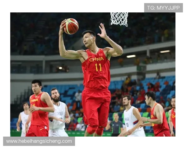 中国篮球迎来新篇章 易建联宣布退役将专注公益事业