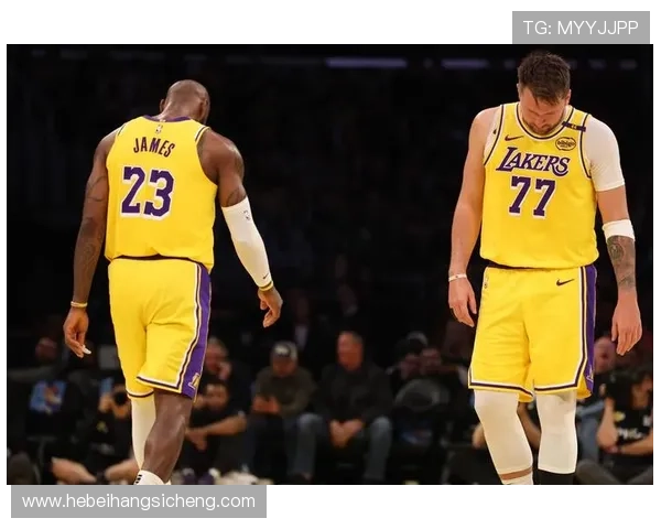 詹姆斯再创历史新纪录湖人队战胜勇士稳居西部前四